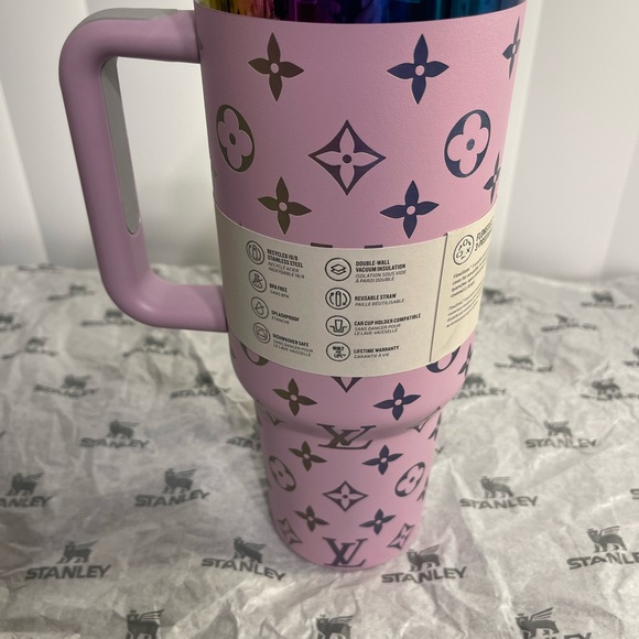 Stanley Lavender Tumbler 40oz - Picture 5 of 9